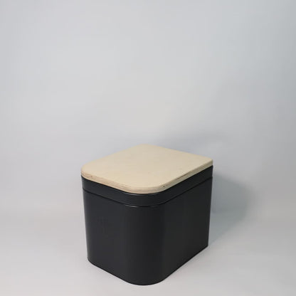 Trelino Origin M Portable Composting Toilet with Wooden Lid